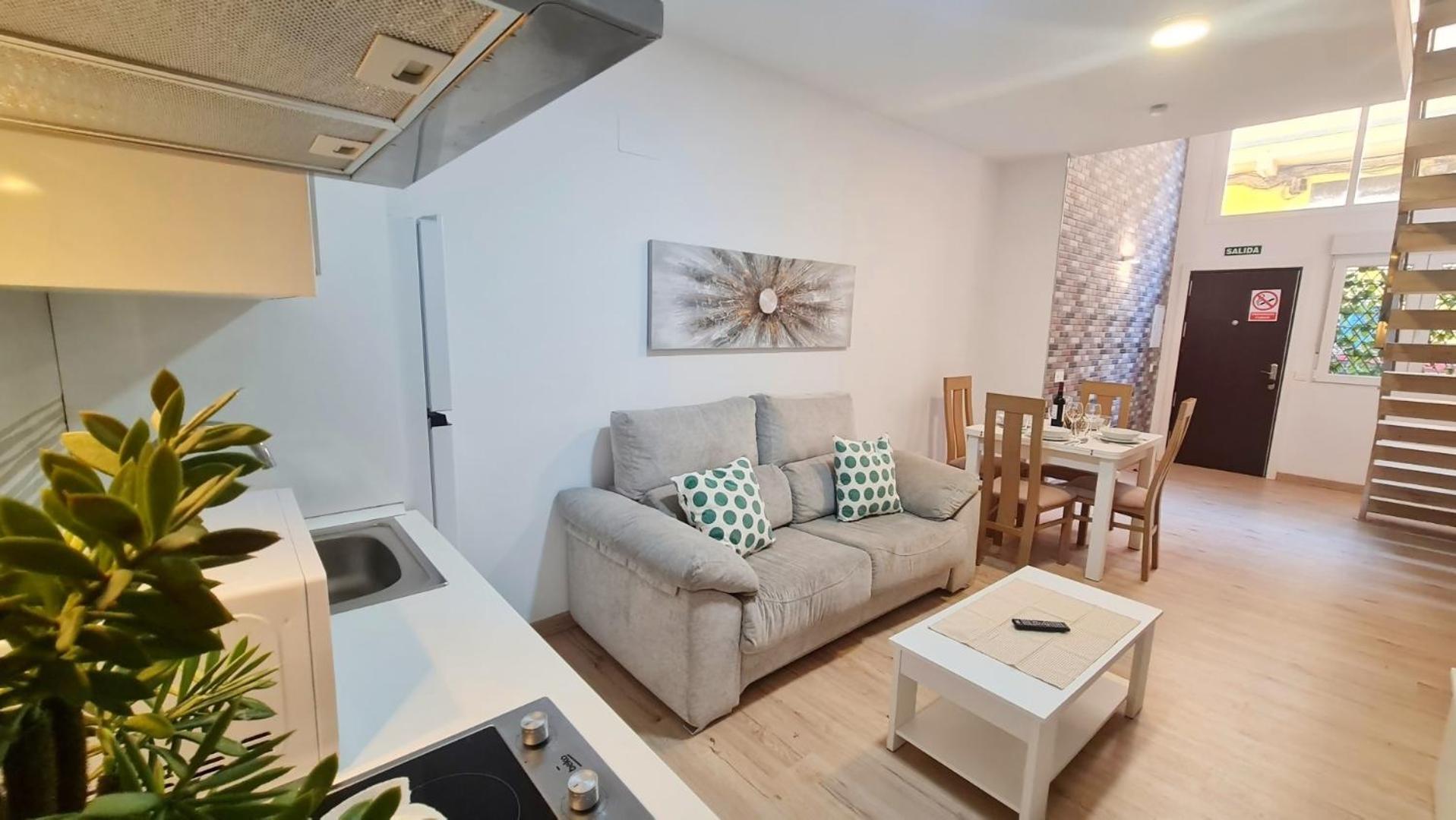 Duplex Huelin II & Beach Малага Экстерьер фото