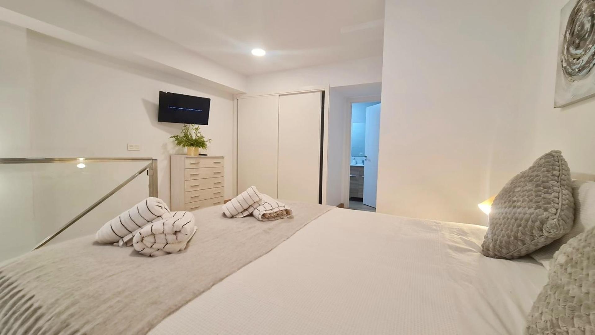 Duplex Huelin II & Beach Малага Экстерьер фото