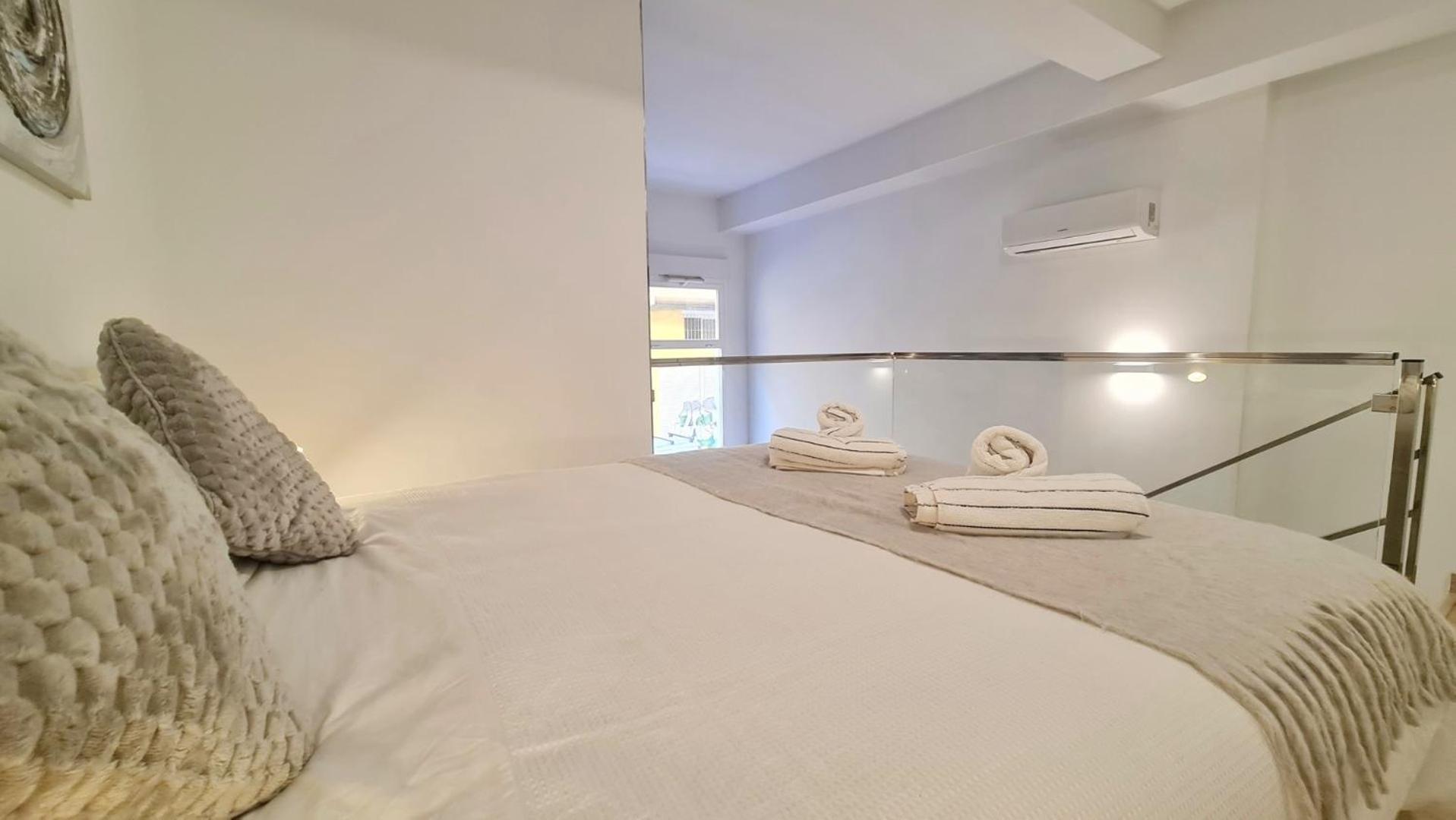Duplex Huelin II & Beach Малага Экстерьер фото